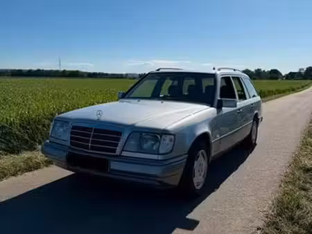 Mercedes-Benz Classe E E 220