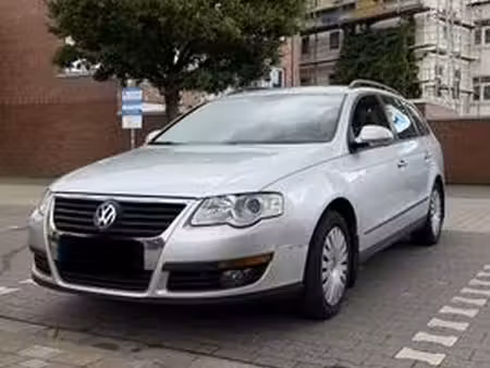 Volkswagen Passat 1.6 102 Trendline