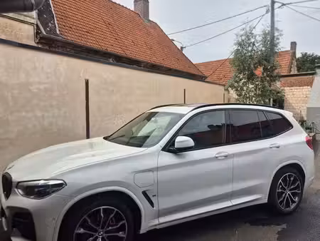 BMW X3 30e 2.0 184 xDrive