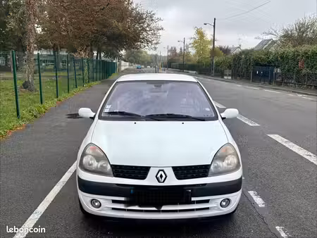 Renault Clio 1.4 98 Privilège