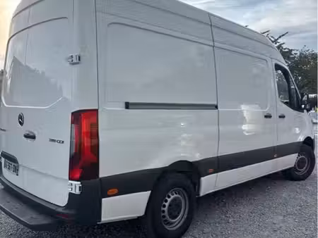 Mercedes-Benz Sprinter 319 190