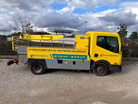 Nissan Cabstar 
