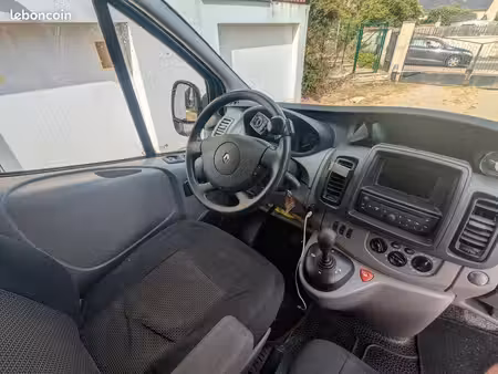 Renault Trafic 2.0 dCi 115