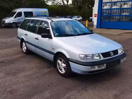 Volkswagen Passat 1.8 90