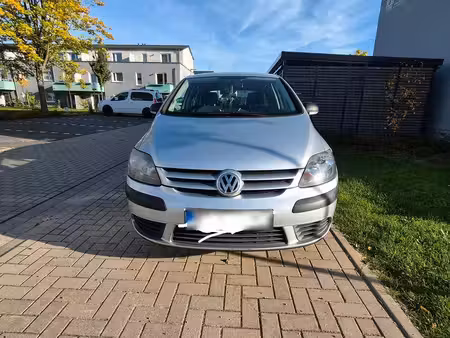 Volkswagen Golf 1.6 102