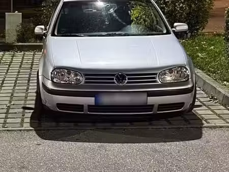 Volkswagen Golf 1.9 TDI 130