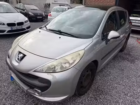 Peugeot 207 1.6 HDi