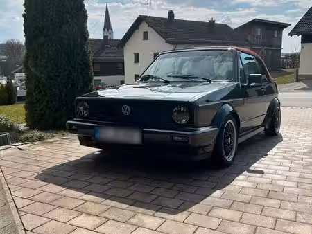 Volkswagen Golf 1.8 95