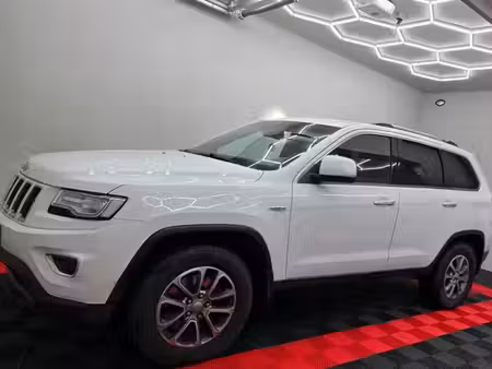 Jeep Grand Cherokee V6 3.0 190 Laredo 4x4