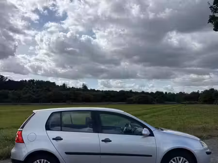 Volkswagen Golf 1.4 75