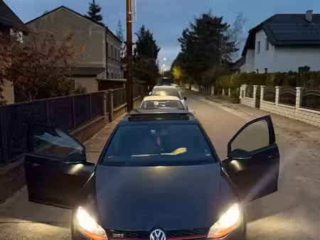 Volkswagen Golf GTI 2.0 TSI 230 Performance