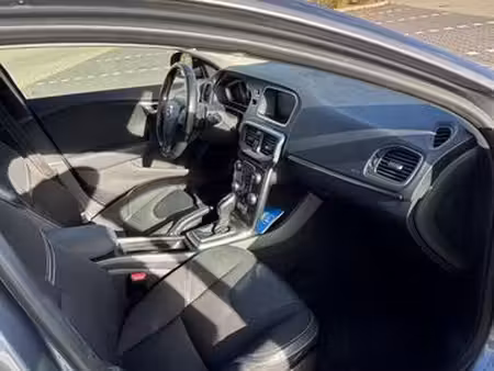 Volvo V40 T4 1.6 EcoBoost 180