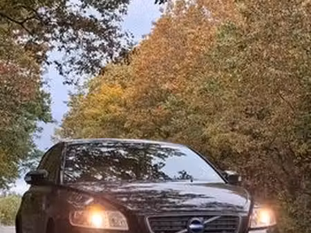 Volvo V50 