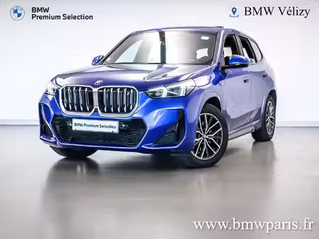 BMW iX1