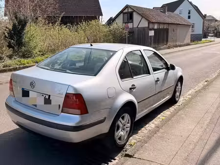 Volkswagen Bora 2.0 115 Confortline