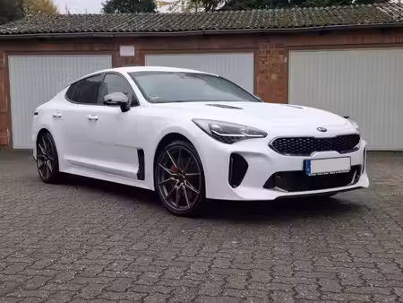 Kia Stinger V6 3.3 T-GDi 370 4x4