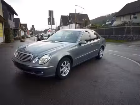 Mercedes-Benz Classe E E 220 2.1 CDI 150