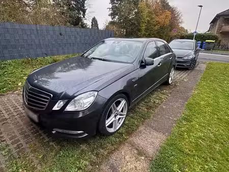 Mercedes-Benz Classe E E 300
