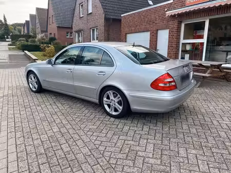 Mercedes-Benz Classe E E 200 Elegance