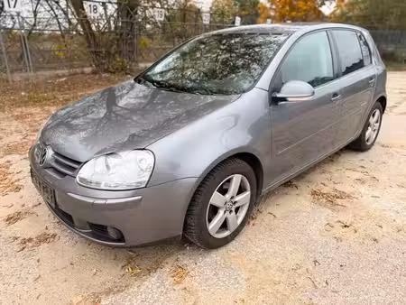 Volkswagen Golf 1.6 MPI 102