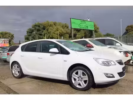 Opel Astra 1.4 140 Design Edition