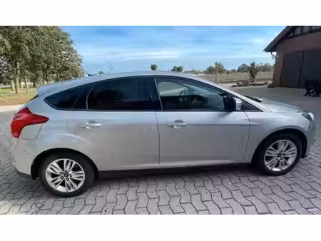 Ford Focus 1.6 105 Titanium