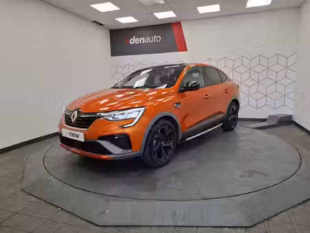 Renault Arkana E-Tech 1.6 145 RS Line