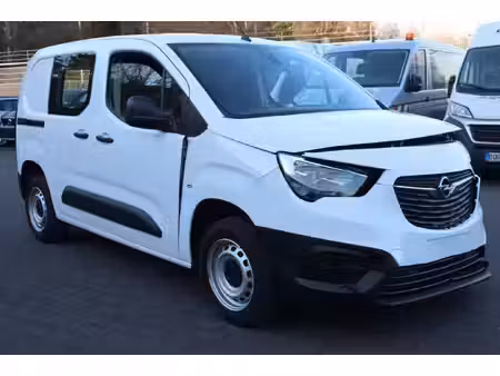 Opel Combo 1.2 110 Selection