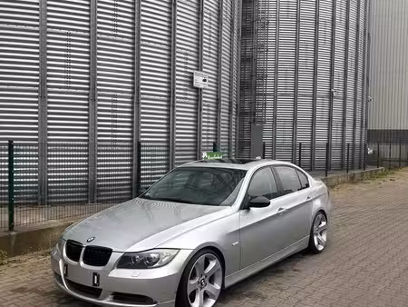 BMW Série 3 325i 2.5 218