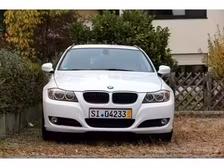 BMW Série 3 318i 2.0 143