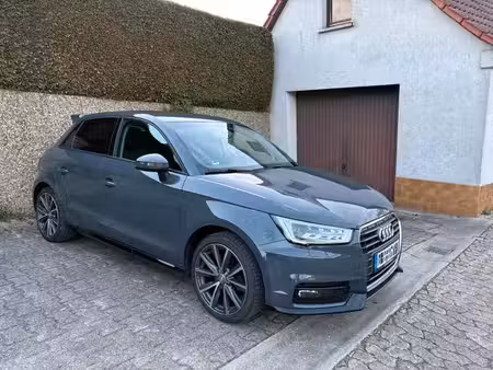 Audi A1 