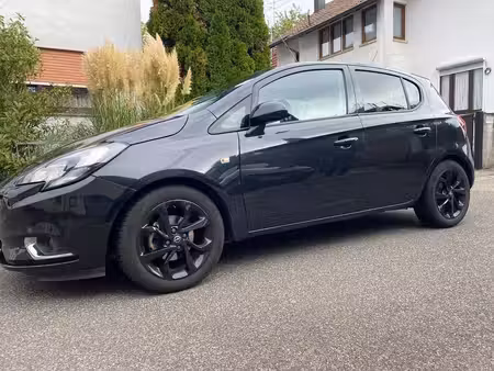 Opel Corsa 1.4 90 Color Edition