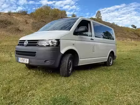 Volkswagen Transporter T5 2.0 TDI 102