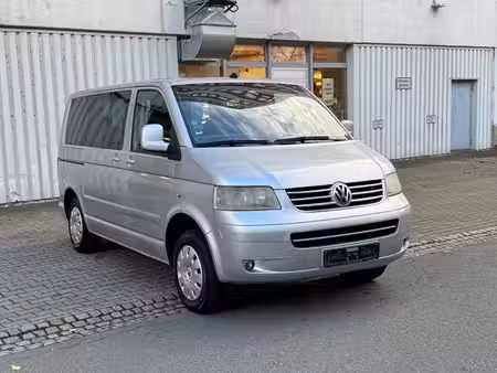 Volkswagen Transporter T5 2.5 TDI 174 Confortline
