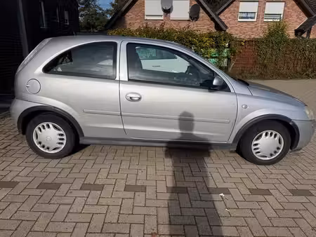 Opel Corsa 1.2 80