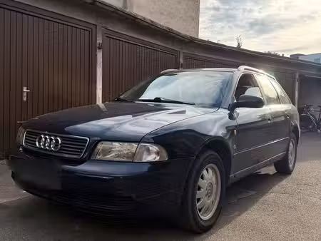 Audi A4 1.8 125