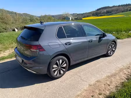 Volkswagen Golf 1.5 TSI 116 Move up!