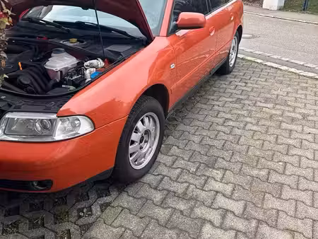 Audi A4 1.6 101