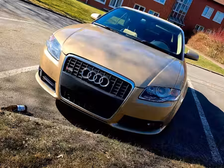 Audi A4 V6 3.2 FSI 256 quattro