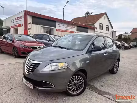 Lancia Ypsilon 1.2 69 Platinum