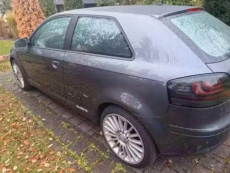 Audi A3 V6 3.2 250 quattro