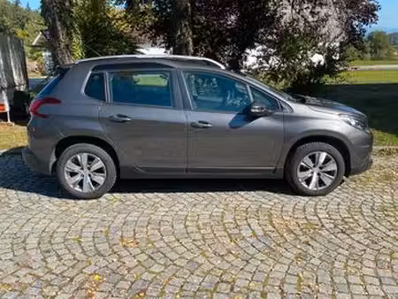 Peugeot 2008 1.2 VTi 82