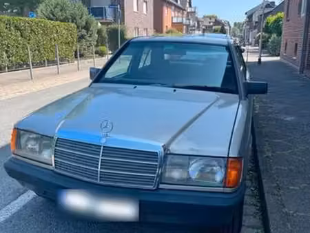 Mercedes-Benz 190