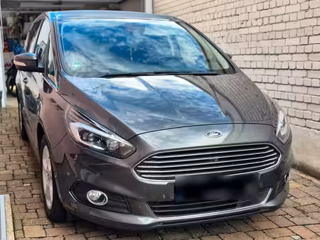 Ford S-Max 2.0 240 Titanium