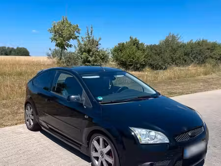 Ford Focus 1.8 125
