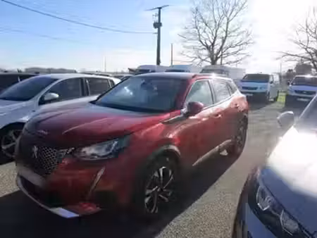 Peugeot 2008 1.2 PureTech 100 Allure