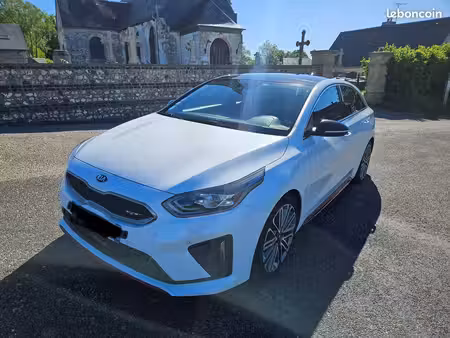 Kia Ceed 1.6 T GDi 204