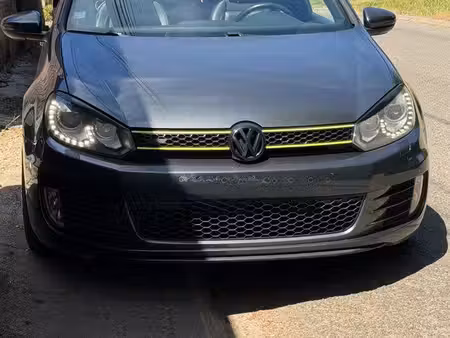 Volkswagen Golf GTI 2.0 TSI 210