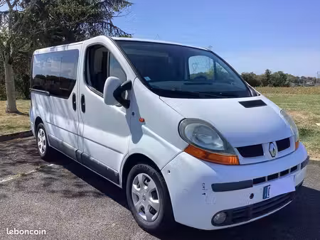Renault Trafic 2.5 dCi 140
