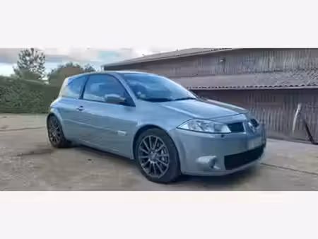 Renault Mégane RS 2.0 225